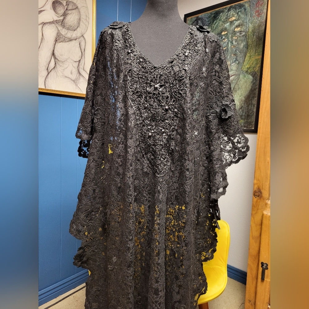 Beatnik Philosophy Lace & Bead Kaftan - Picture 2 of 11